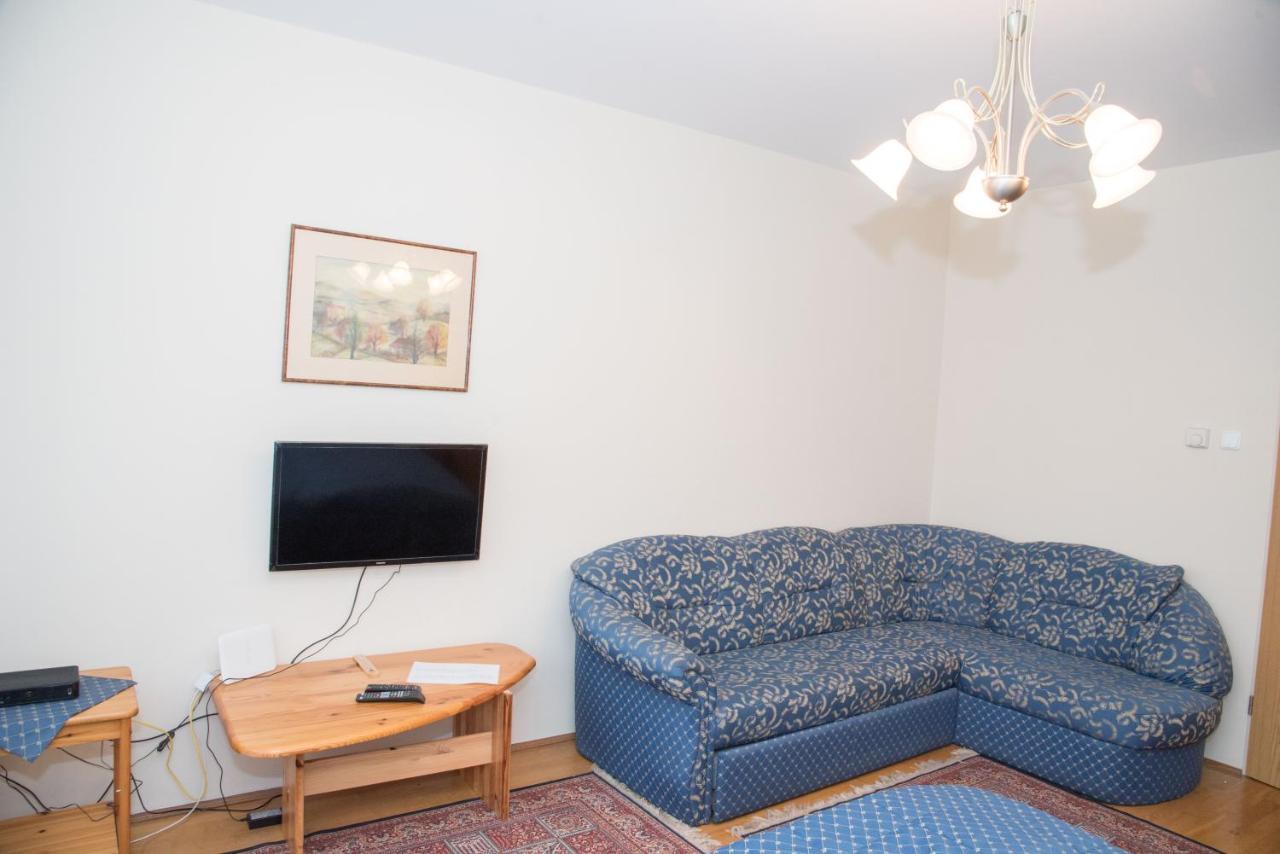 Centrum 2 Apartmanok Heviz Luaran gambar