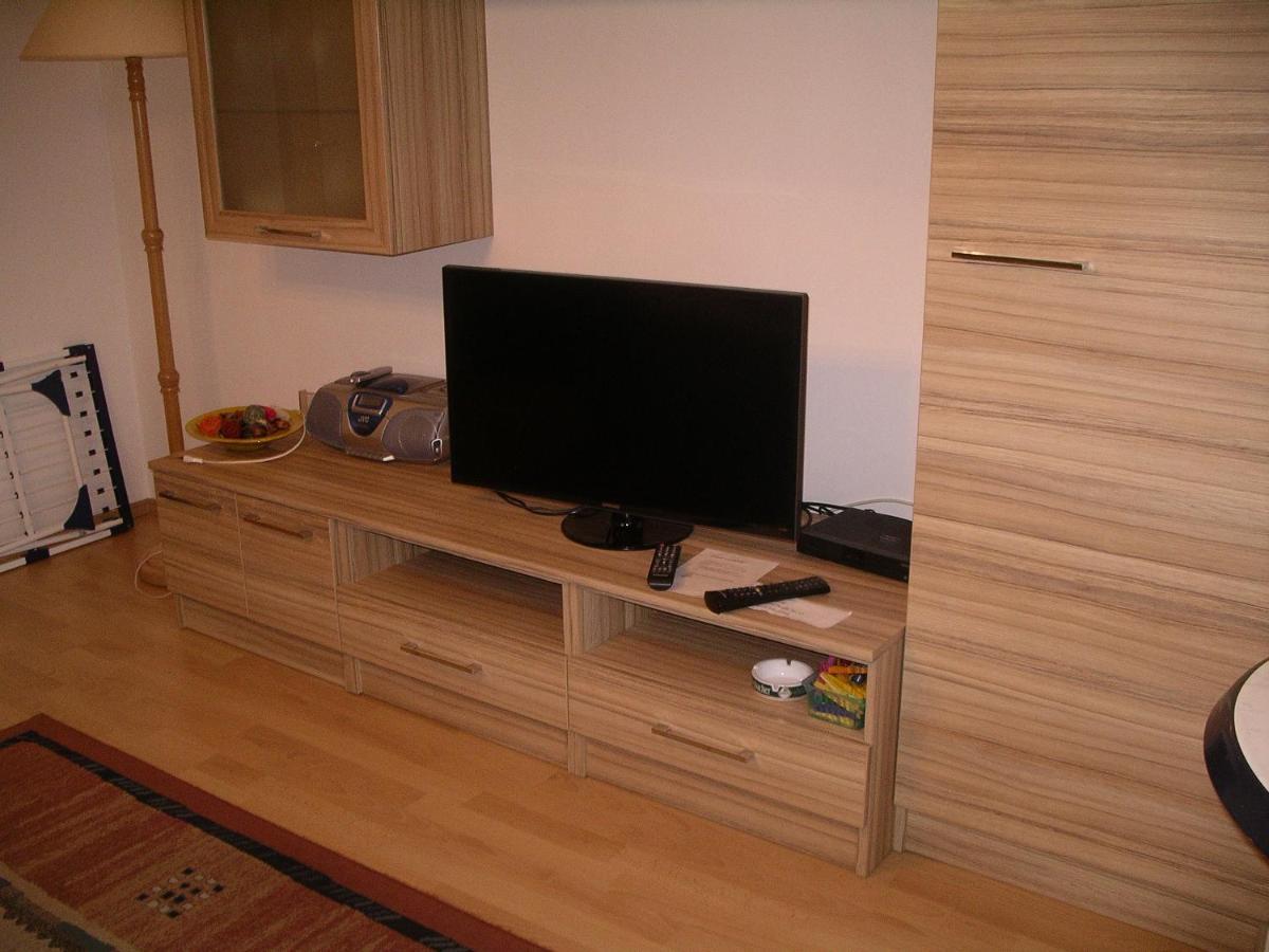 Centrum 2 Apartmanok Heviz Luaran gambar