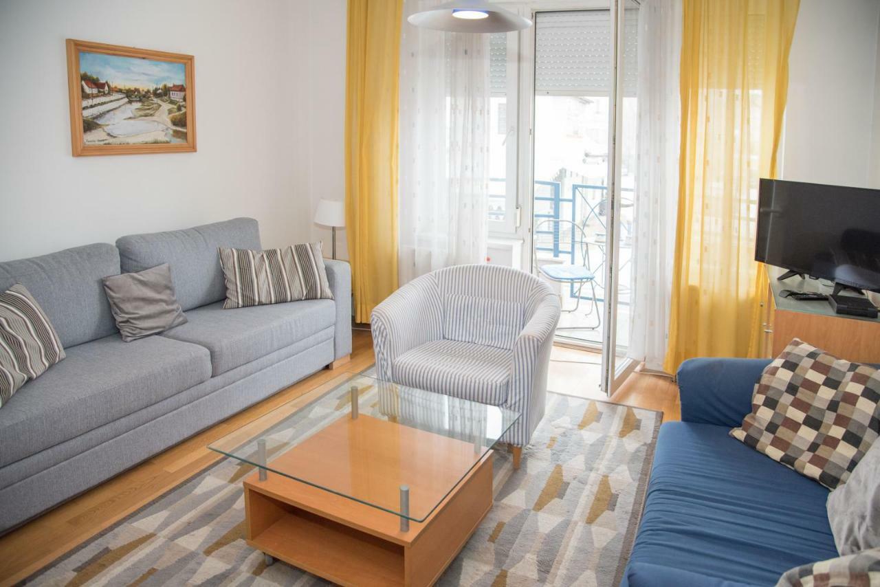 Centrum 2 Apartmanok Heviz Luaran gambar