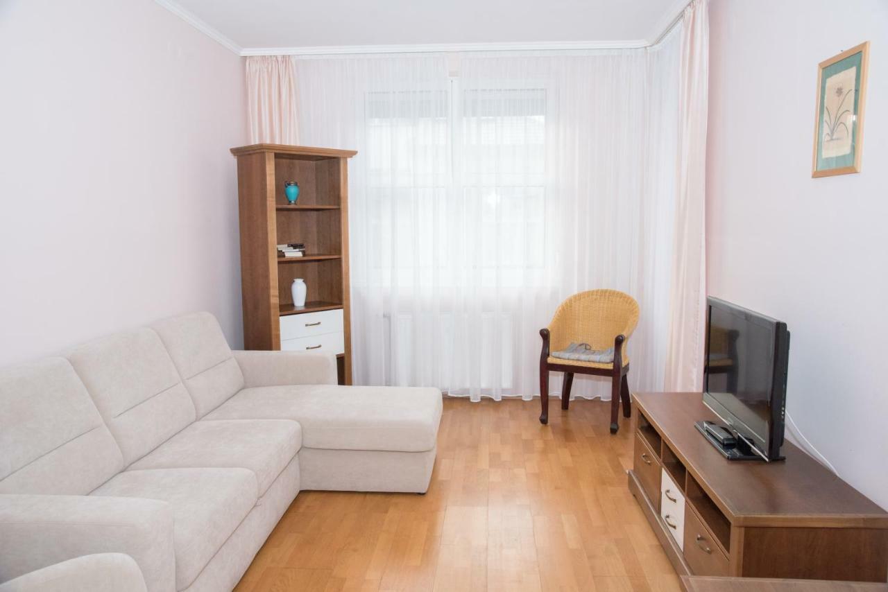 Centrum 2 Apartmanok Heviz Luaran gambar